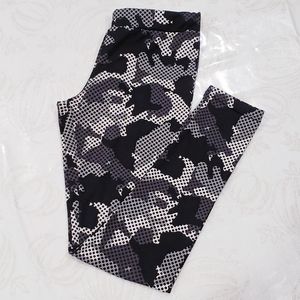 Camo polkadot workout leggings